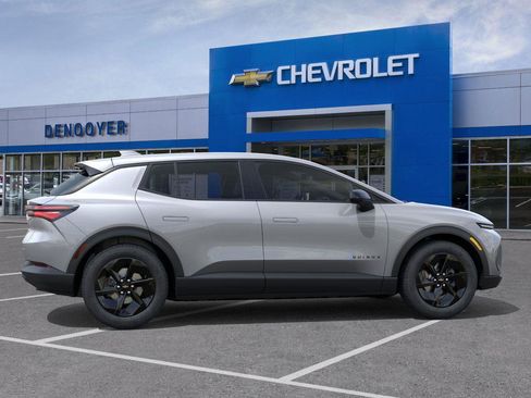 New 2026 Chevrolet Equinox EV LT image 5