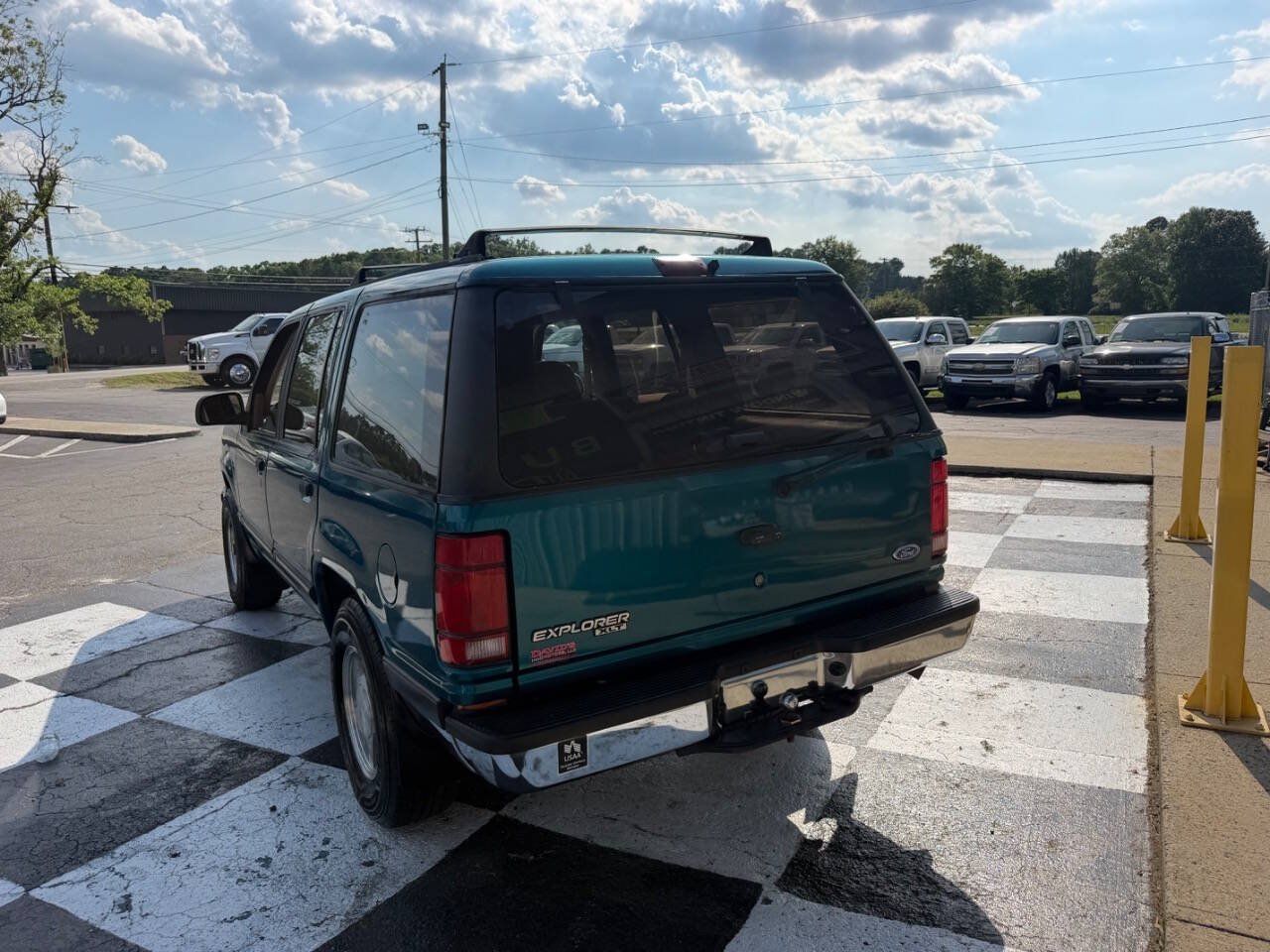Used 1992 Ford Explorer XLT AWD/4WD image 7