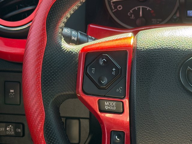 Used 2021 Toyota Tacoma TRD Off-Road AWD/4WD image 27