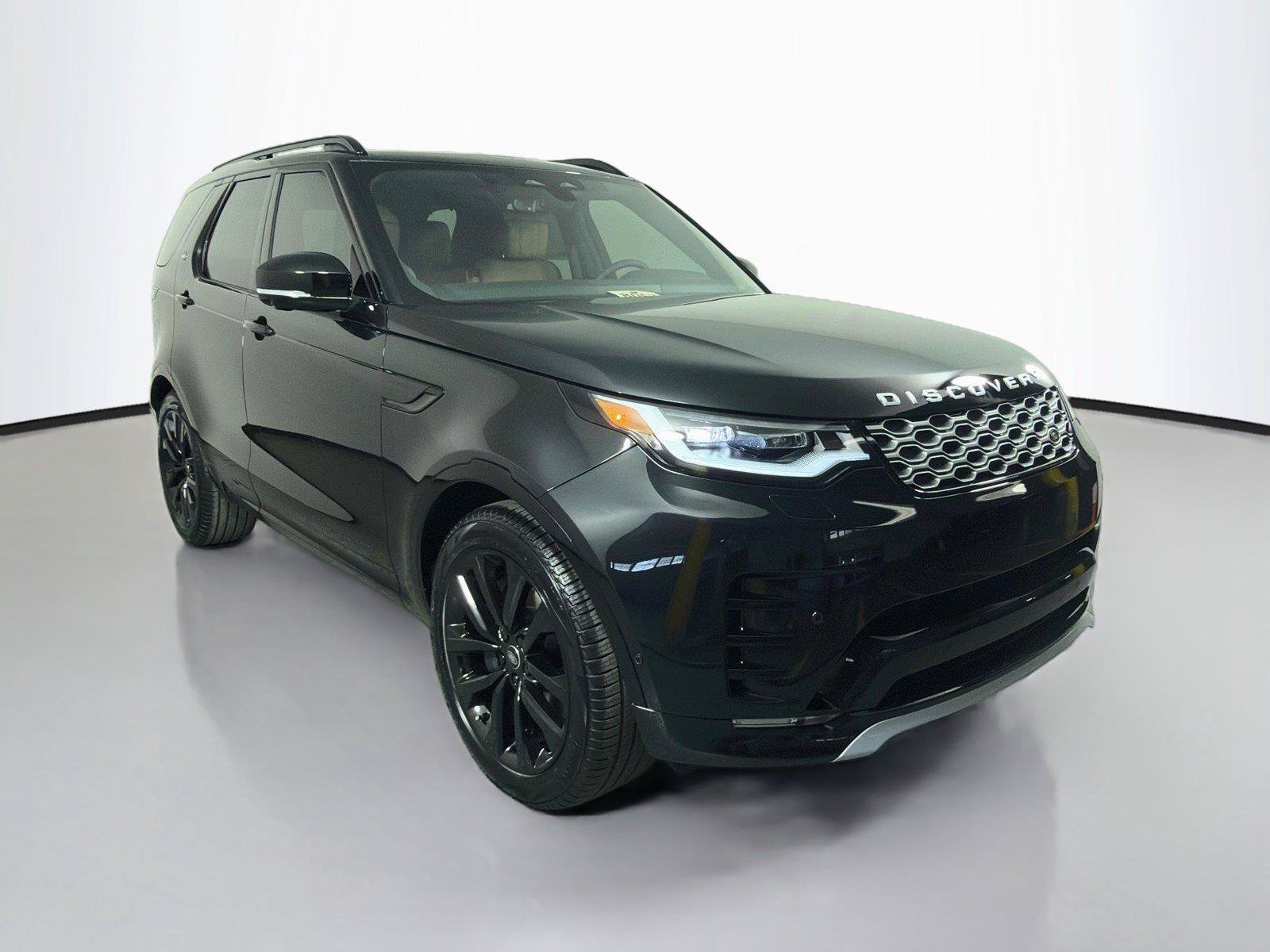 New 2026 Land Rover Discovery Limited Edition AWD/4WD image 3