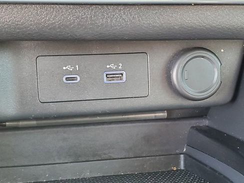 Certified 2023 Nissan Rogue SV image 25