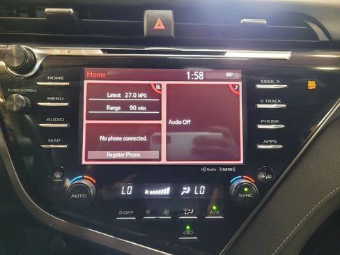 Used 2019 Toyota Camry XSE FWD image 25