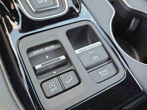 New 2026 Honda Pilot Sport image 17