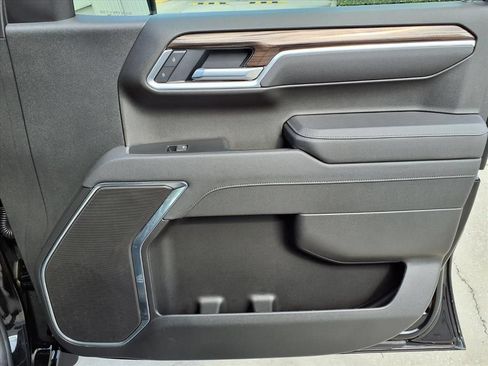 Used 2026 Chevrolet Silverado 1500 LT RWD image 10