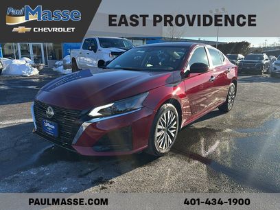 Used 2024 Nissan Altima 2.5 SV