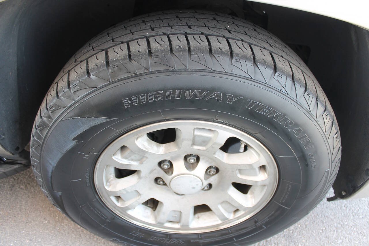 Used 2007 GMC Yukon SLE RWD image 11