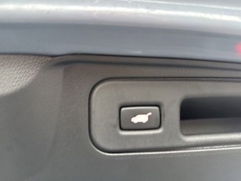 Used 2023 Honda Passport EX-L image 11