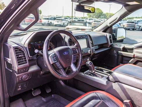Used 2018 Ford F150 Lariat w/ Equipment Group 502A Luxury AWD/4WD image 33