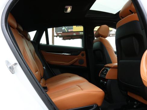 Used 2018 BMW X6 xDrive35i AWD/4WD image 45