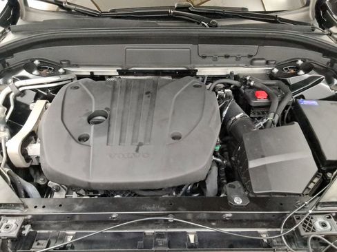 Used 2023 Volvo XC60 B5 Ultimate image 34