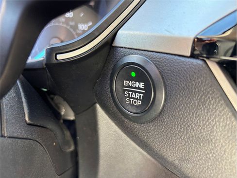 Used 2020 Ford Escape SE image 26