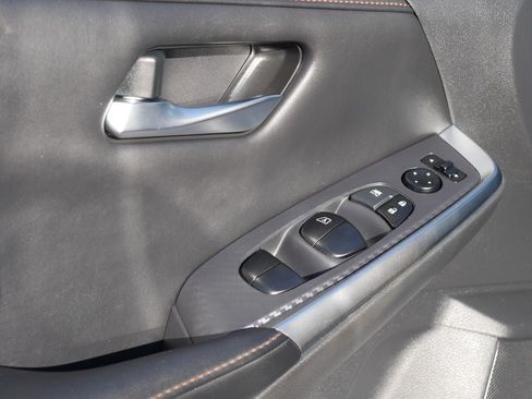Used 2020 Nissan Sentra SR w/ Electronics Package FWD image 30
