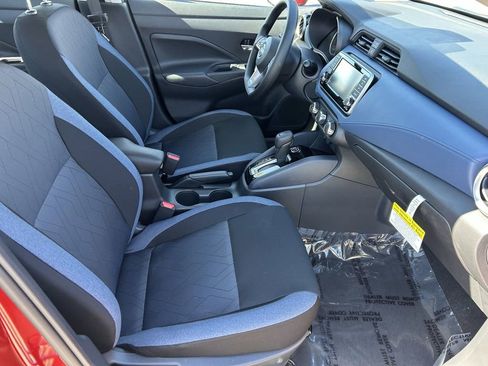 New 2025 Nissan Versa SV w/ Trunk Package image 9