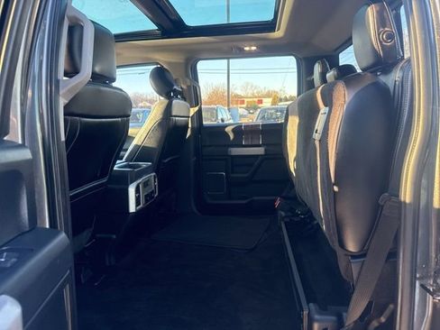 Used 2018 Ford F150 Lariat image 10