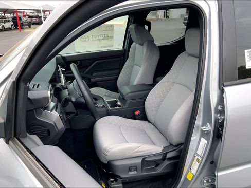 New 2026 Toyota Tacoma SR5 AWD/4WD image 9