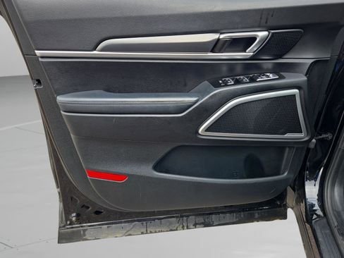 Used 2021 Kia Telluride S image 16