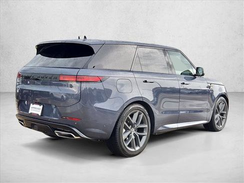Used 2025 Land Rover Range Rover Sport Dynamic SE AWD/4WD image 5