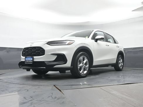 Certified 2024 Honda HR-V LX image 27