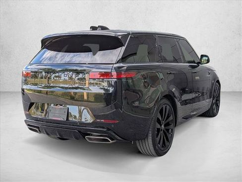Certified 2025 Land Rover Range Rover Sport Dynamic SE image 5