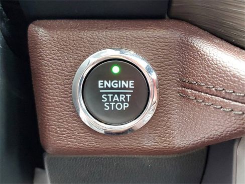 Certified 2023 Ford Expedition Limited image 16