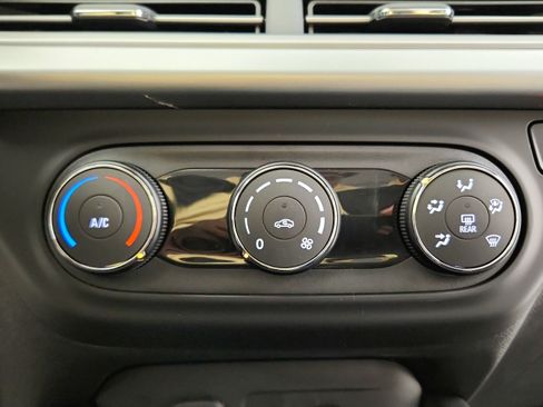 New 2026 Chevrolet Trax LS w/ Driver Confidence Package image 37