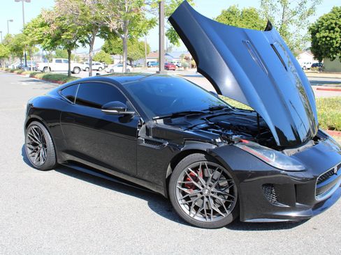 Used 2015 Jaguar F-TYPE R RWD image 40