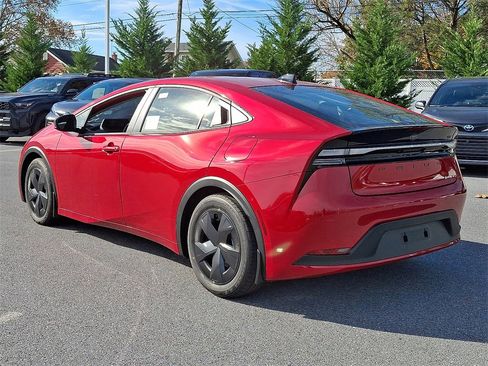 New 2026 Toyota Prius Plug-In Hybrid image 7