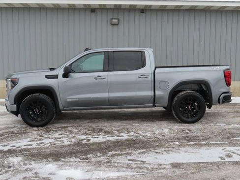 Used 2024 GMC Sierra 1500 Elevation image 8