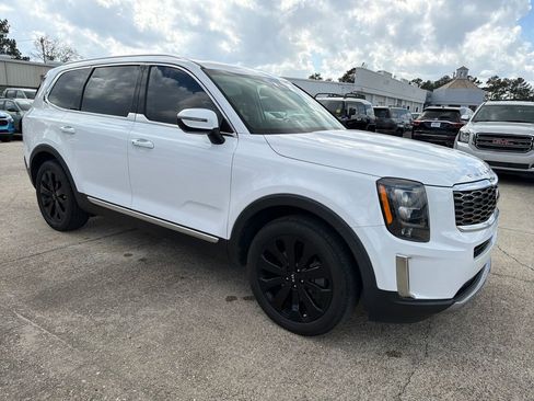 Used 2021 Kia Telluride EX w/ EX Premium Package image 9
