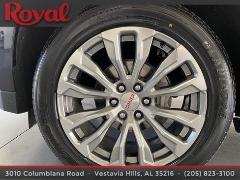 Used 2023 GMC Yukon Denali w/ LPO, Floor Liner Package image 7