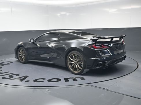 Used 2026 Chevrolet Corvette 2LT w/ Z51 Performance Package image 7