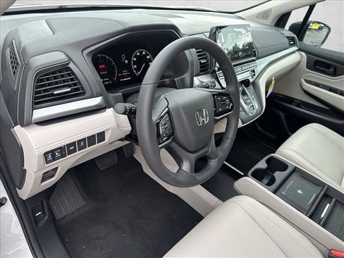 New 2026 Honda Odyssey EX-L image 3