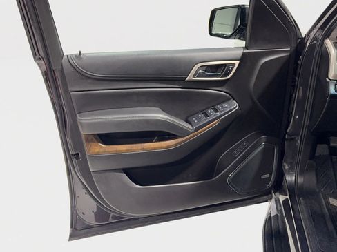 Used 2018 GMC Yukon XL Denali w/ Open Road Package image 17