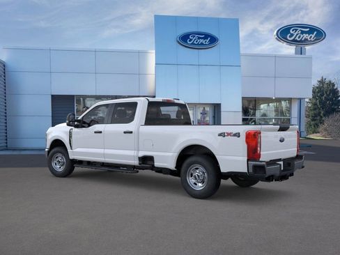 New 2026 Ford F350 XL w/ XL Chrome Package image 4