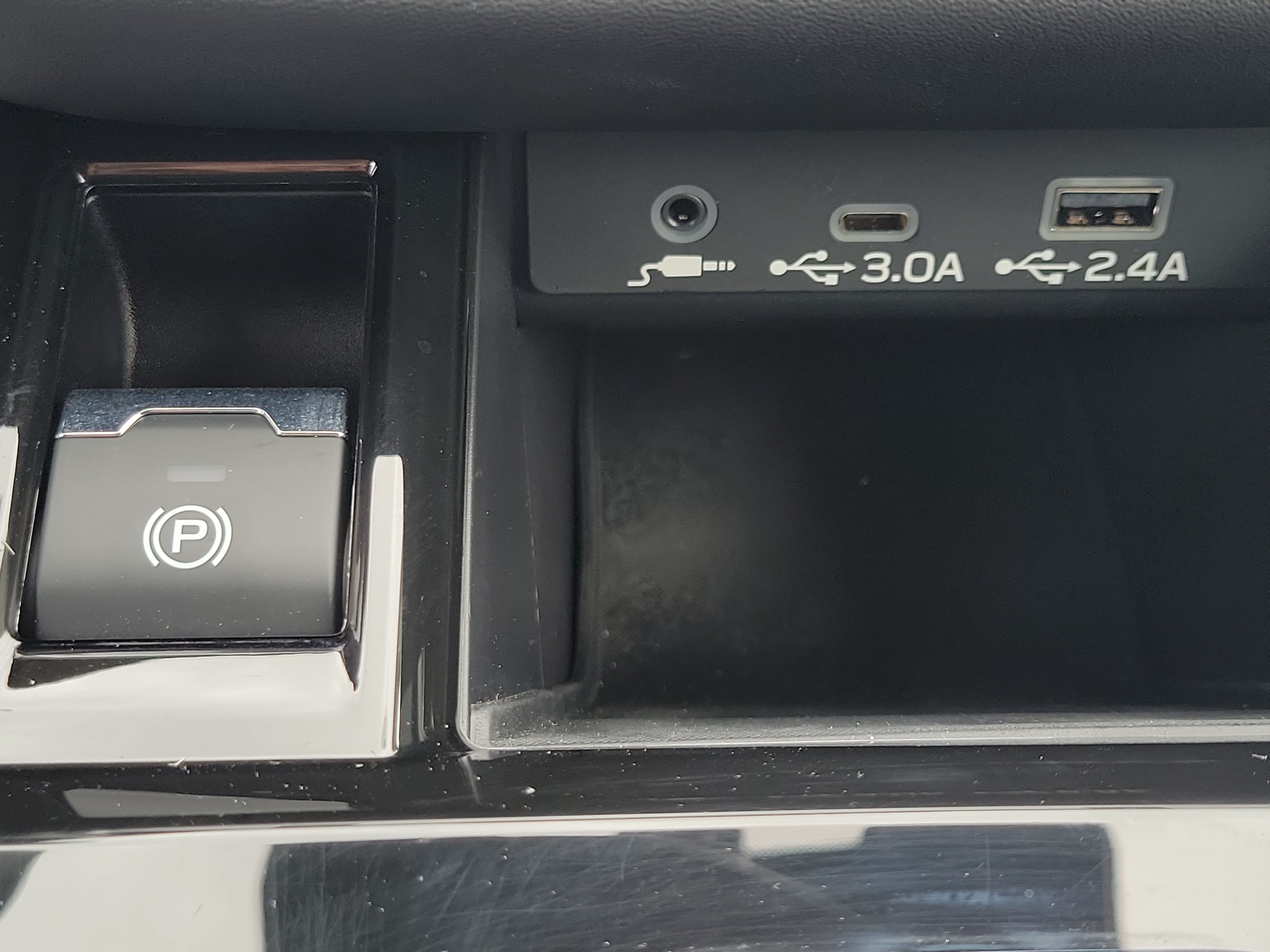 Certified 2024 Subaru Outback Limited AWD/4WD image 25