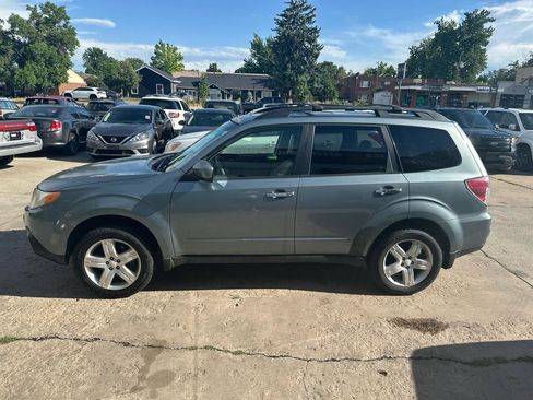 Used 2010 Subaru Forester 2.5X Premium w/ Popular Equipment Group 1A AWD/4WD image 8