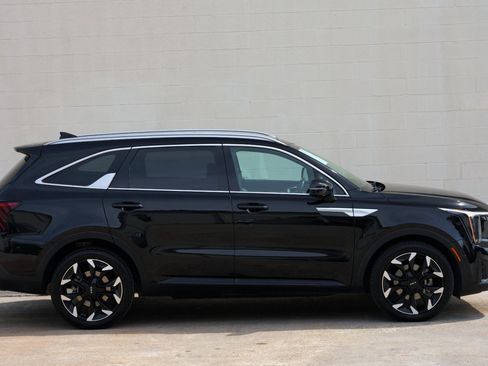 Used 2024 Kia Sorento SX image 53