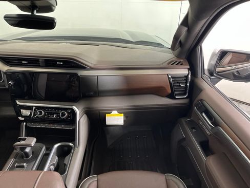 Used 2026 GMC Sierra 1500 Denali w/ Technology Package AWD/4WD image 21