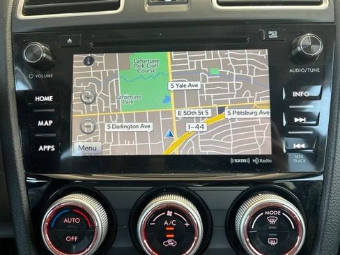 Used 2017 Subaru Forester 2.5i Limited AWD/4WD image 11
