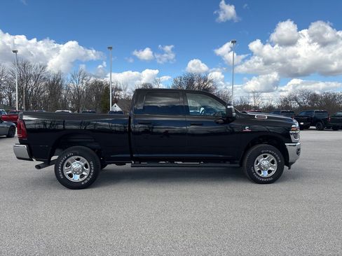 New 2025 RAM 2500 Tradesman AWD/4WD image 7