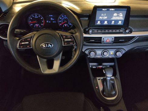 Used 2020 Kia Forte LXS FWD image 22