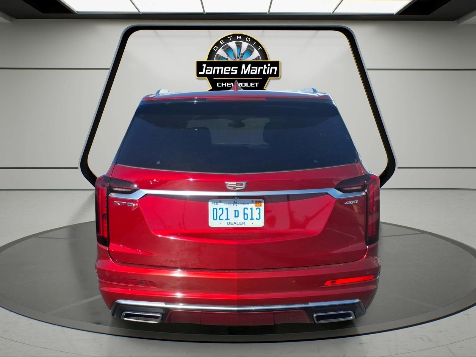 Used 2024 Cadillac XT6 Premium Luxury w/ LPO, Floor Liner Package FWD image 5