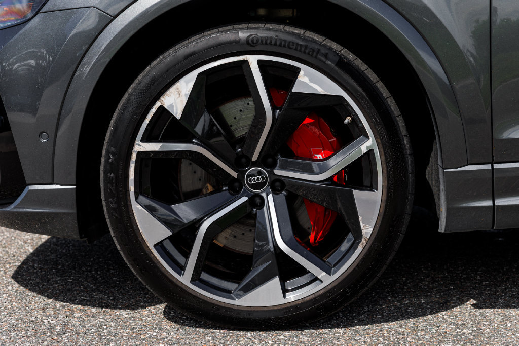 Used 2023 Audi RS Q8 AWD/4WD image 17