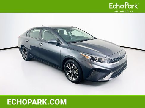 Used 2024 Kia Forte LXS image 1