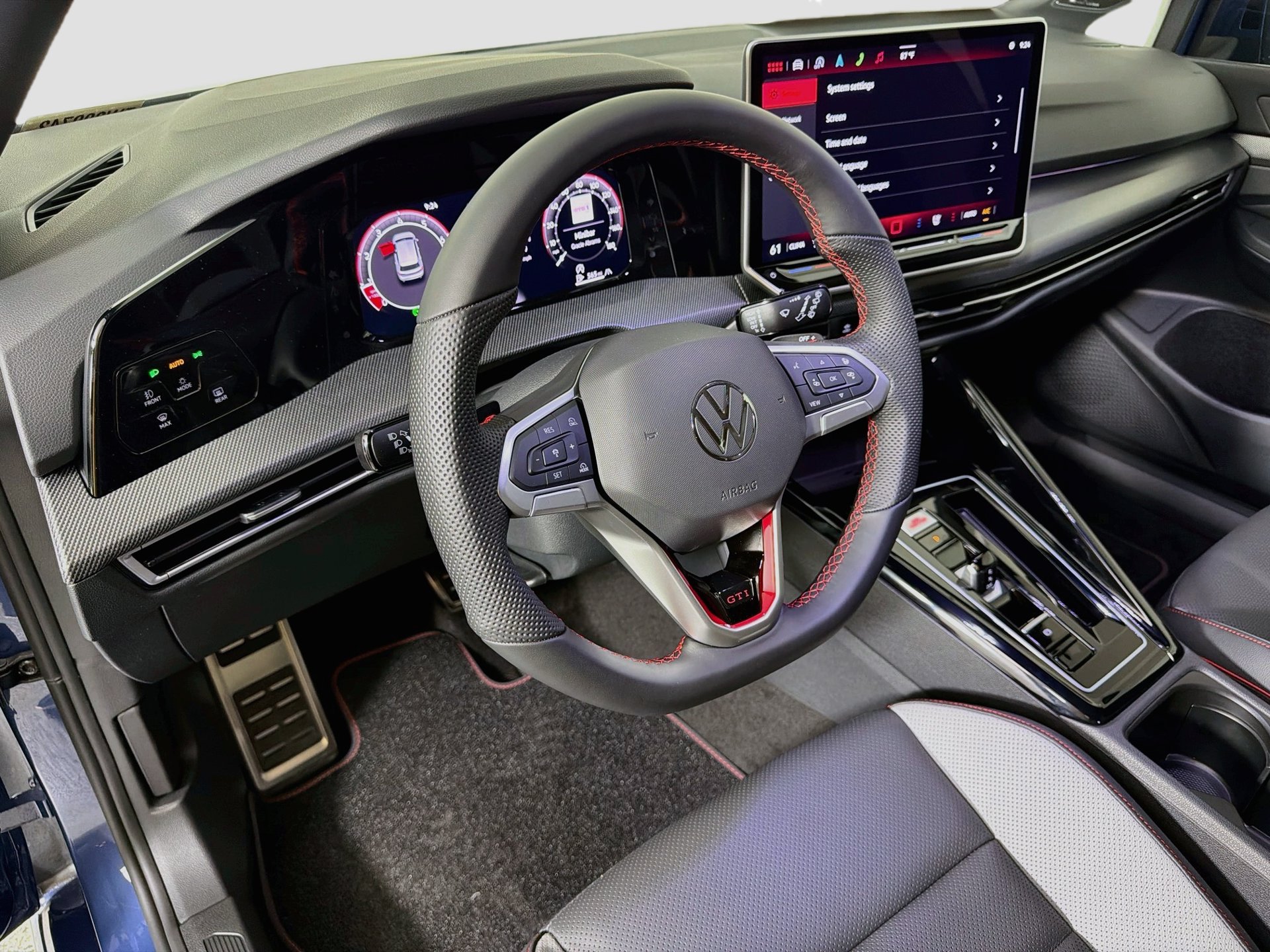 New 2026 Volkswagen GTI SE FWD image 9