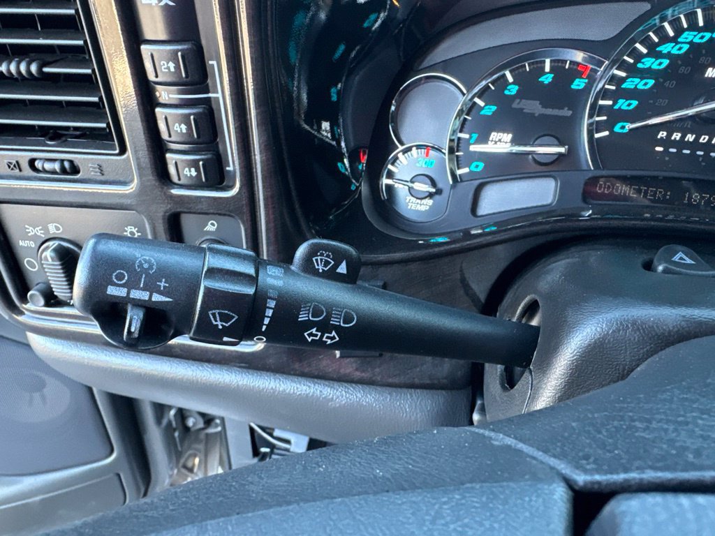 Used 2007 GMC Sierra 3500 SLT w/ Heavy-Duty Power Package AWD/4WD image 22