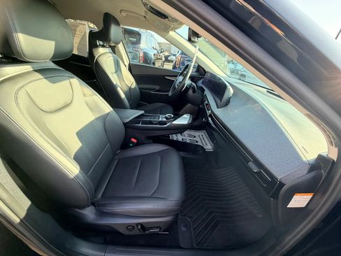 Used 2022 Kia EV6 Wind w/ Wind Technology Package image 33