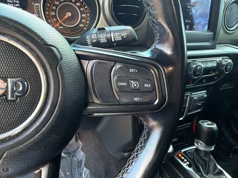 Used 2021 Jeep Wrangler Unlimited Sport AWD/4WD image 25