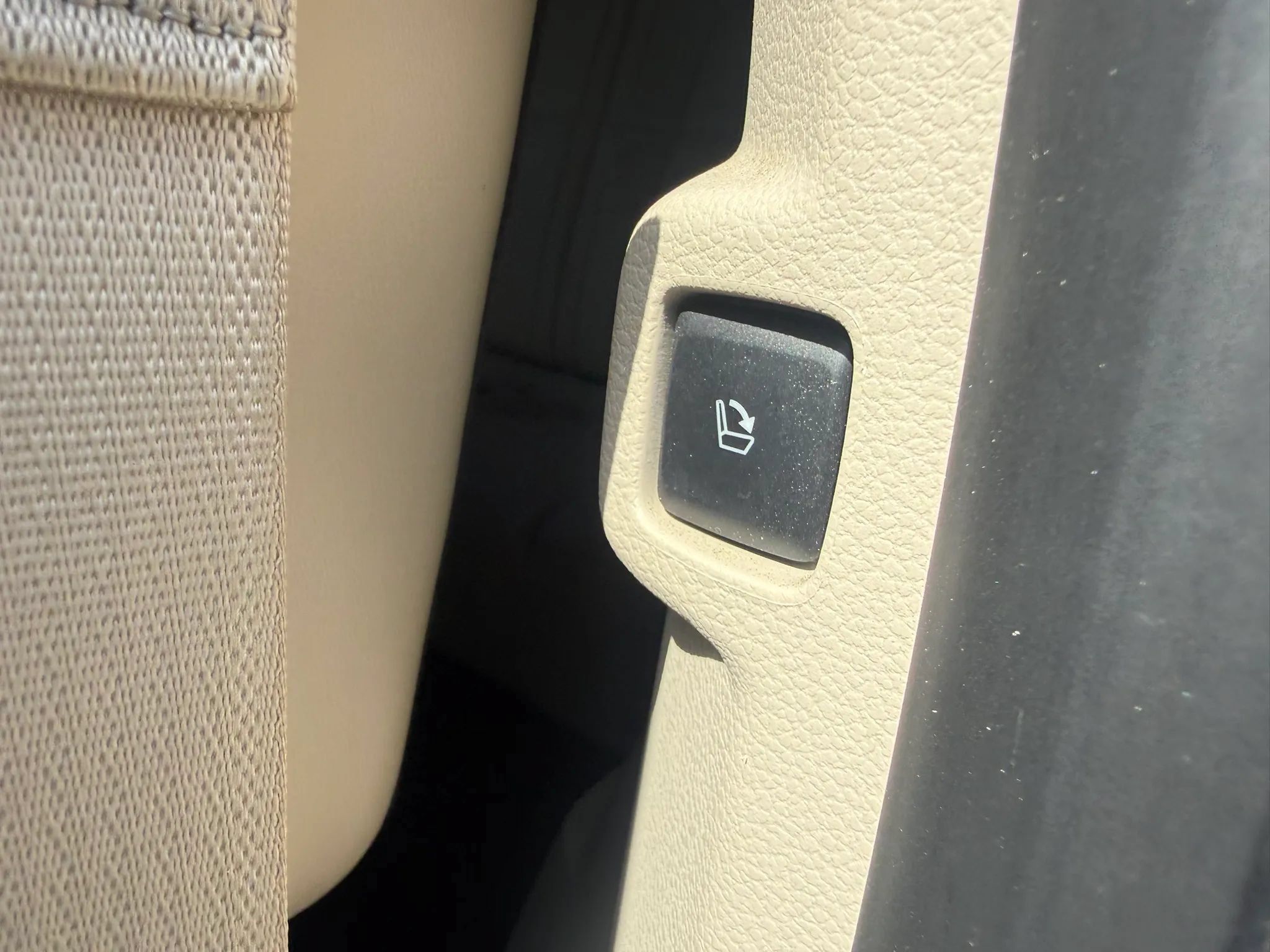 Used 2019 Lincoln Navigator Reserve w/ Cargo Package AWD/4WD image 38