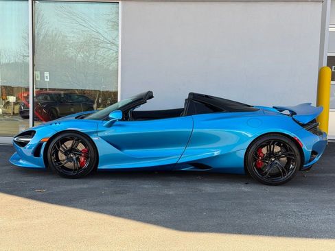 Used 2024 McLaren 750S Spider image 5